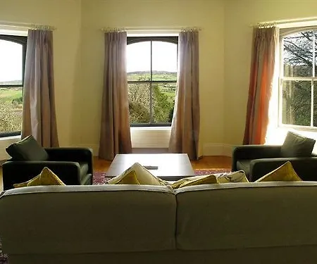 אתר נופש Liss Ard Estate 4*