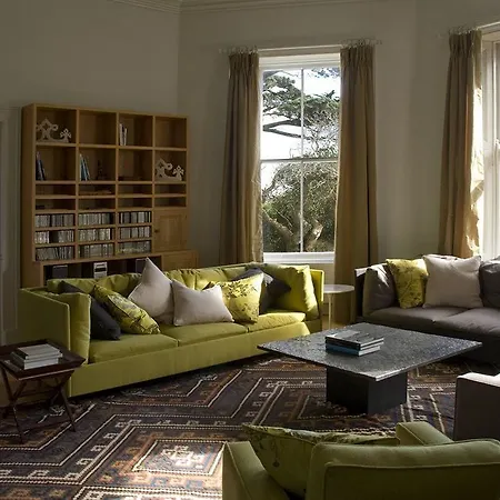 אתר נופש Liss Ard Estate 4*